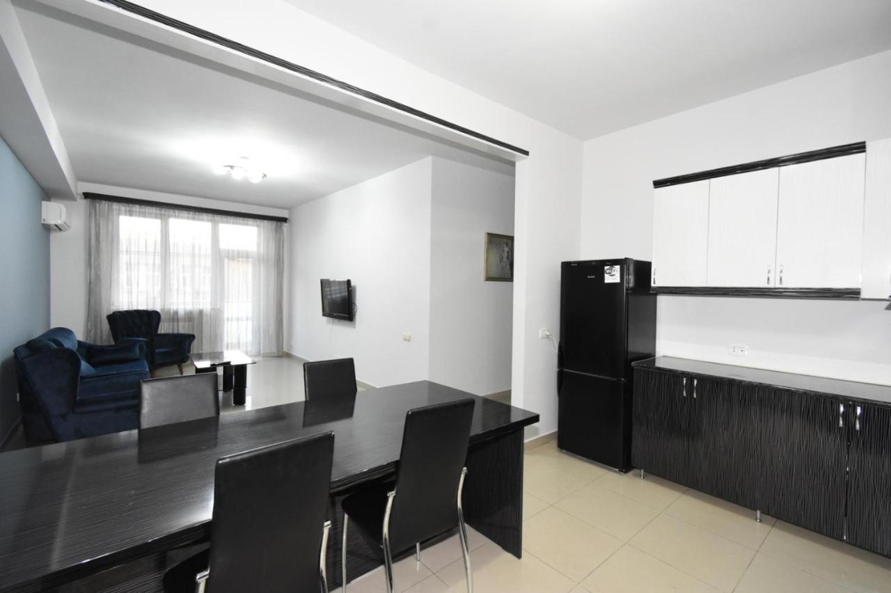 Mini Hotel Erywań Zewnętrze zdjęcie
