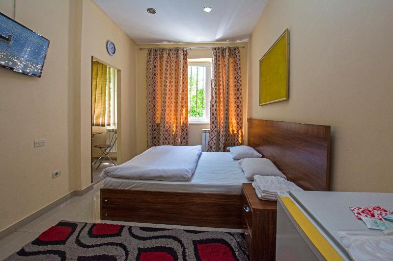 Mini Hotel Erywań Zewnętrze zdjęcie
