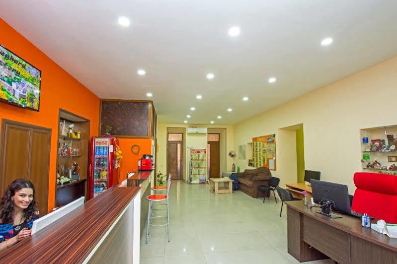 Mini Hotel Erywań Zewnętrze zdjęcie
